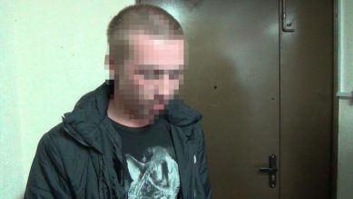 «По горячительным следам»: В Калининграде задержали юношу, ограбившего вино-водочный магазин