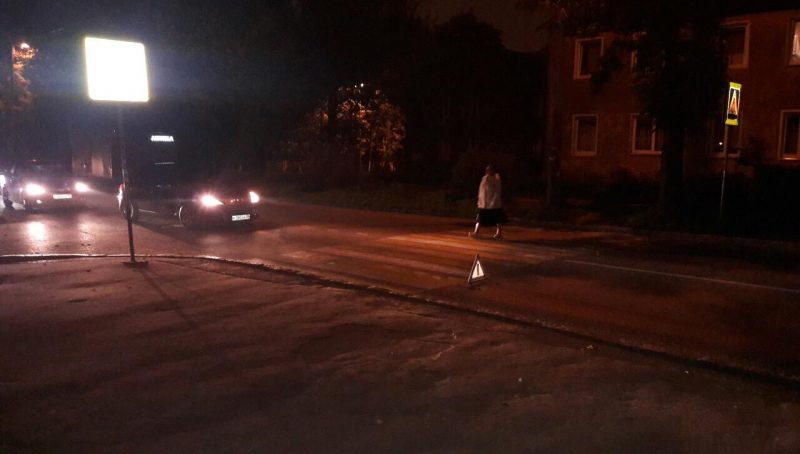 В Калининграде на «зебре» водитель «БМВ» сбил девушку