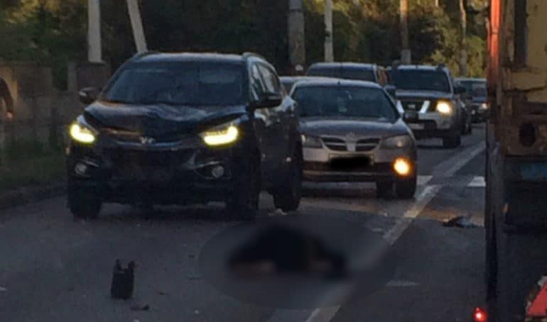 На проспекте Победы в Калининграде водитель иномарки сбил насмерть человека