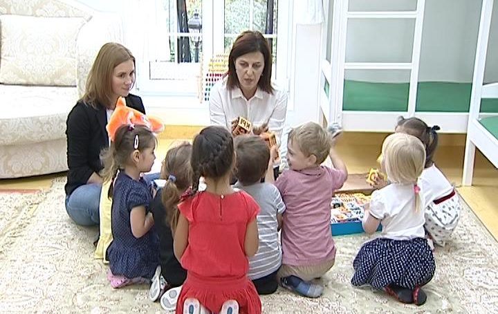 В России впервые официально празднуют День воспитателя