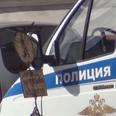 Полицейские задержали молодого человека, снявшего с банковской карты знакомой 40 тысяч рублей