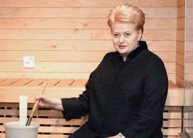 И про старушку бывает.. После 80-ти бывает даже лучше