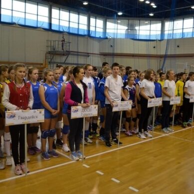На международном турнире по волейболу юные калининградцы завоевали бронзу и серебро