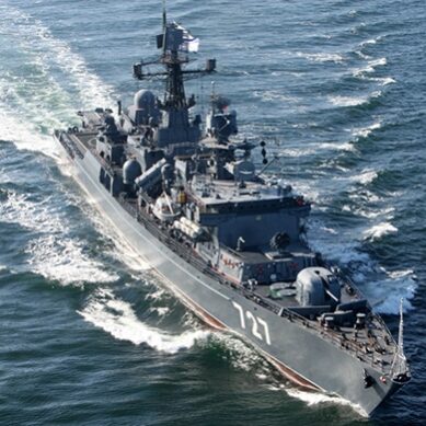 Боевые корабли Балтфлота прибудут на военный парад 9 мая в Санкт-Петербург