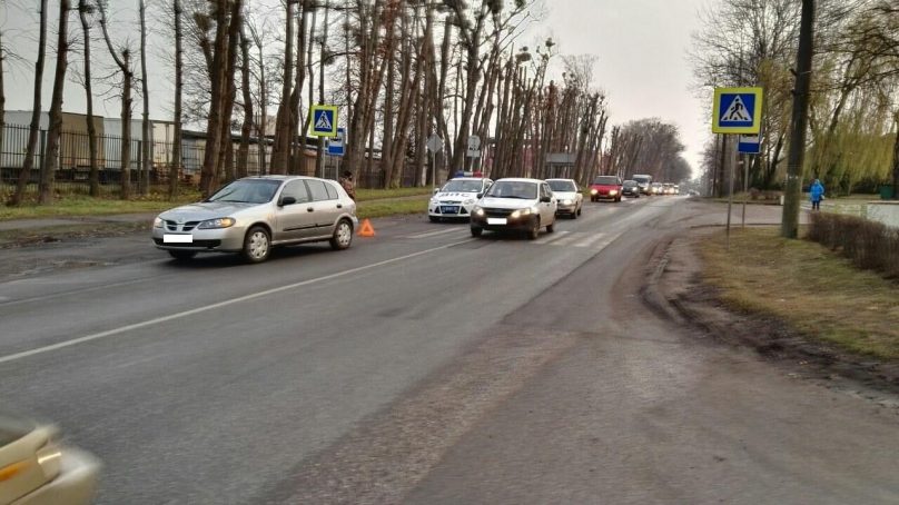 На полесской трассе водитель иномарки сбил мужчину на «зебре»