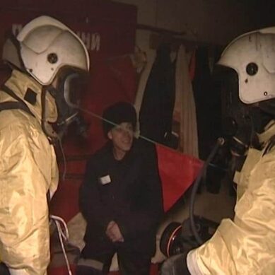Пожарные и МЧС Калининграда отработали навыки тушения пожара в колонии строгого режима