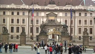 В Чехии горожане на личные средства восстановили памятник погибшим красноармейцам