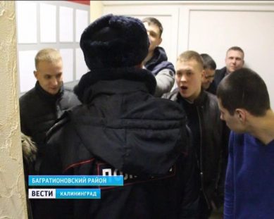 Полиция провела рейд по ночным клубам и барам Багратионовского района