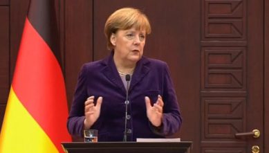 Меркель: Евросоюз не смог наладить отношения с Россией
