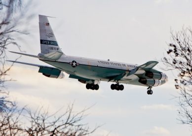Самолет ВВС США выполнил разведывательный полет вблизи Калининградской области