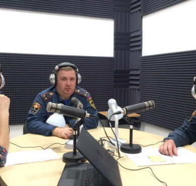 Сотрудники МЧС расскажут о проблеме палов травы в эфире «Радио России»