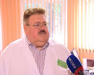 Константин Поляков покидает пост главврача областной больницы