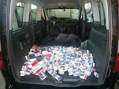 В Безледах задержали 3497 контрабандных пачек сигарет