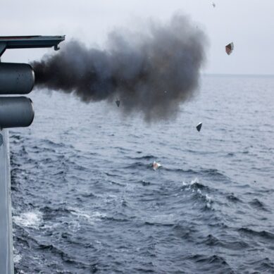 Корвет «Сообразительный» выполнил ракетные стрельбы в Балтийском море