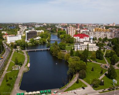 Антон Алиханов поручил защитить парки в Калининграде