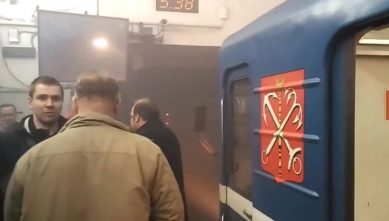 Калининградские журналисты сообщают, что после взрыва в петербургском метро закрыты семь станций