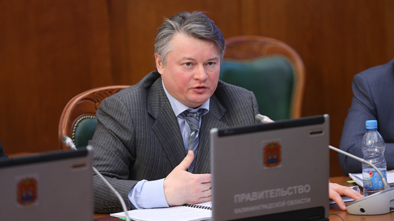 Эдуард Батанов: переход на национальную платежную систему в регионе будет плавным