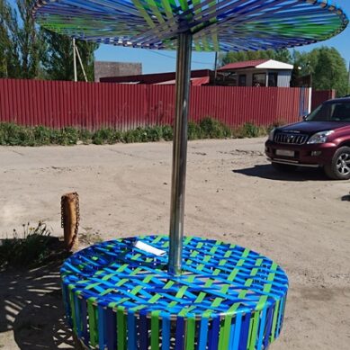 Пляжи Зеленоградска украсят плетеными зонтами и сиденьями