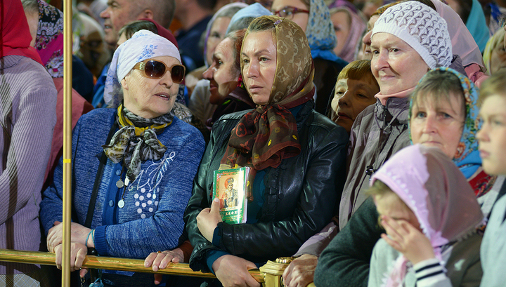 Мощи Николая Чудотворца в Москве встречали тысячи верующих
