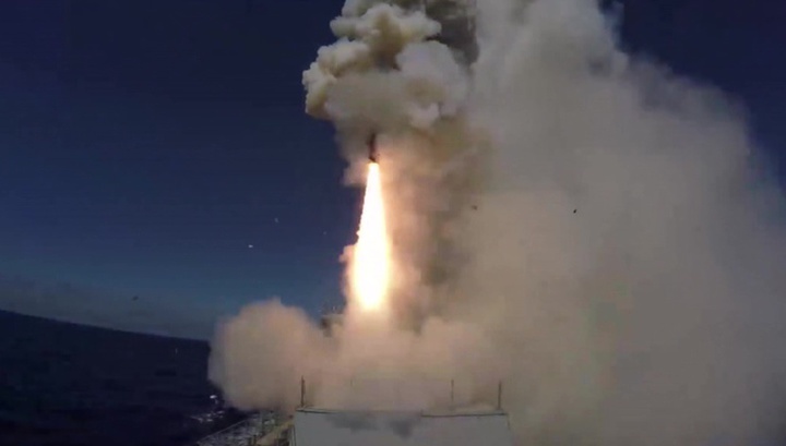 «Краснодар» и «Адмирал Эссен» ударили крылатыми ракетами по боевикам в Сирии