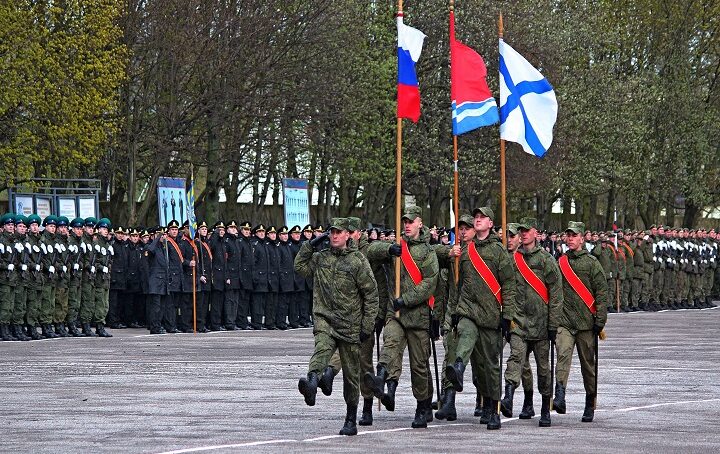 Военно-морскую академию в Калининграде покинут 54 офицера