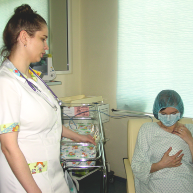 В Калининграде выхаживают недоношенных детей «методом кенгуру»