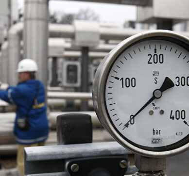 Польша приостановила получение российского газа по реверсу из Германии