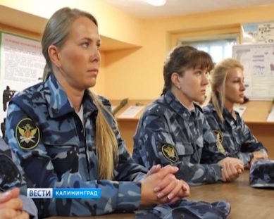 Правозащитница выступила за прохождение россиянками срочной службы в армии