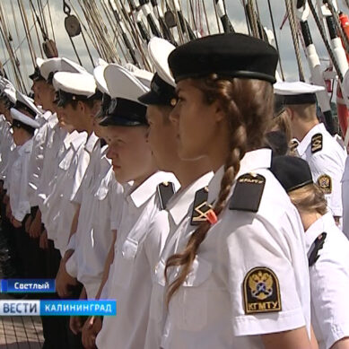 Калининградские курсанты отправились в первое плавание на барке «Седов»
