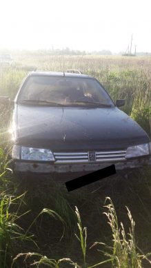 В Калининграде подросток угнал автомобиль и бросил его в кустах