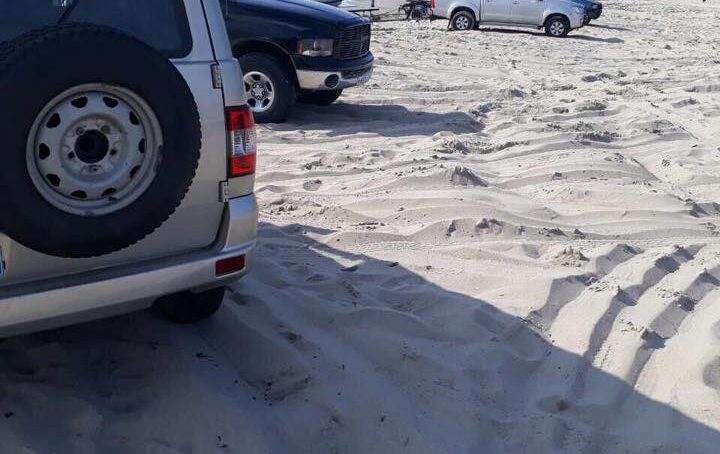 Автомобилисты «облюбовали» пляжи Янтарного
