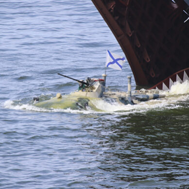 БДК «Королёв» высадил морской десант в Балтийске