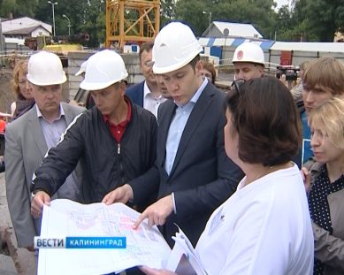 Рабочий выезд  Антона Алиханова по Калининграду