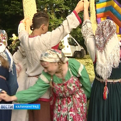 В день Ивана Купалы братские народы вспомнили общие славянские традиции