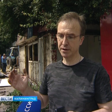 В Калининграде сносят торговые палатки с истекшим сроком аренды на землю