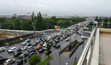 В центре Калининграда образовалась километровая пробка