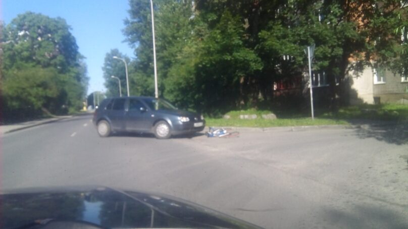 В Калининграде на улице Куйбышева сбили велосипедиста