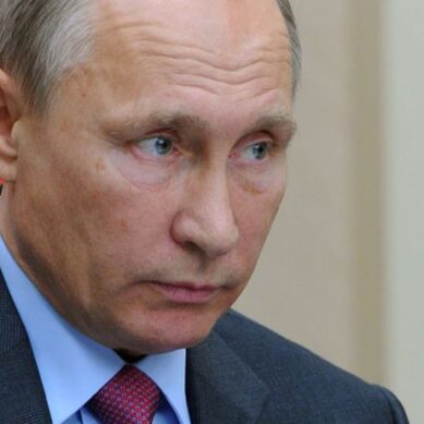 Владимир Путин обещал подумать об участии в выборах президента