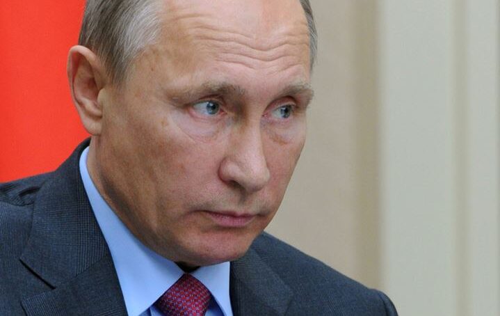Владимир Путин обещал подумать об участии в выборах президента