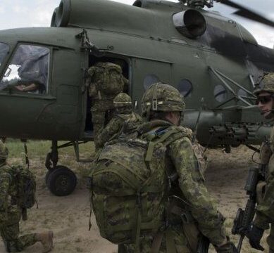 Канада выводит войска из Польши