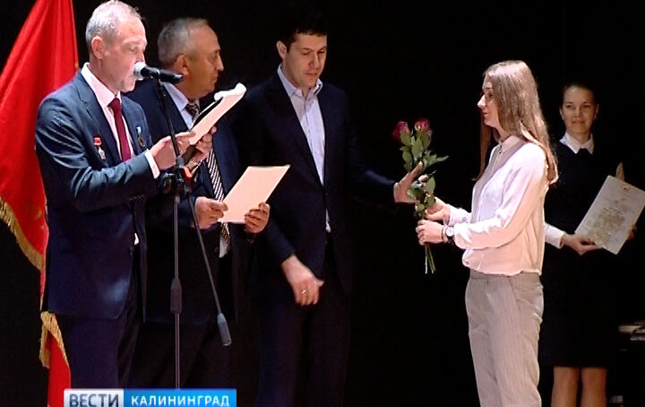Представителей региона наградили в резиденции полномочного представителя Президента РФ