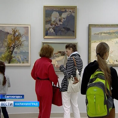 Балтийский пленэр художников из Крыма завершился открытием выставки-продажи