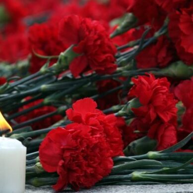 Антон Алиханов выразил соболезнования семьям погибших в ДТП под Калининградом
