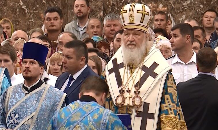 Патриарх Кирилл: «Душа ребёнка не должна превратиться в камень»