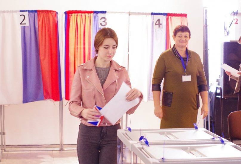 В Мамоново явка на избирательные участки превысила 50%