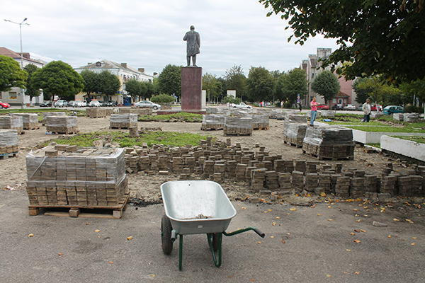 В Светлом началась реконструкция городской площади