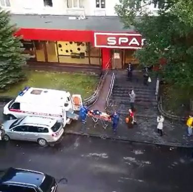 Днём в Калининграде неизвестные ранили ножом сотрудников супермаркета