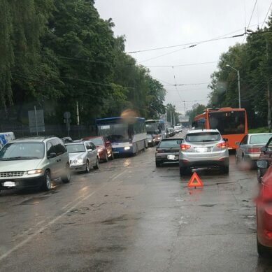 «ДТП и пробки»: Первая неделя сентября в Калининграде началась заторами на дорогах