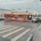 В Калининграде на площади Победы пассажирский автобус столкнулся с легковушкой