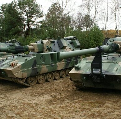 Польша намерена продавать артиллерийские установки Украине